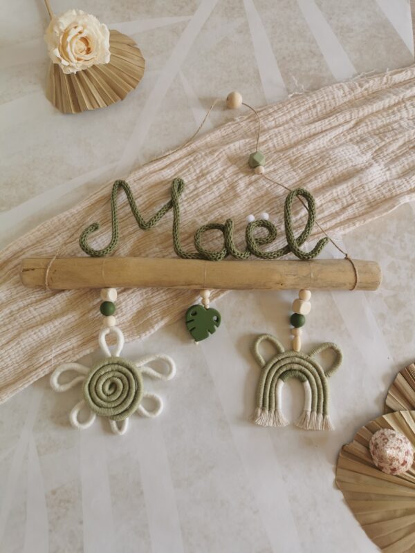 Cadeau personnalisé naissance sur bois flotté avec animaux macramé – Image 6