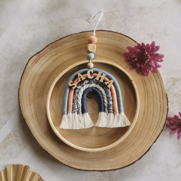 Cercle en bois avec arc-en-ciel – Image 6