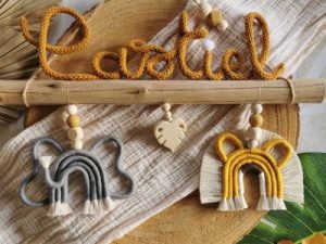Idée cadeau pour naissance prénom sur bois flotté