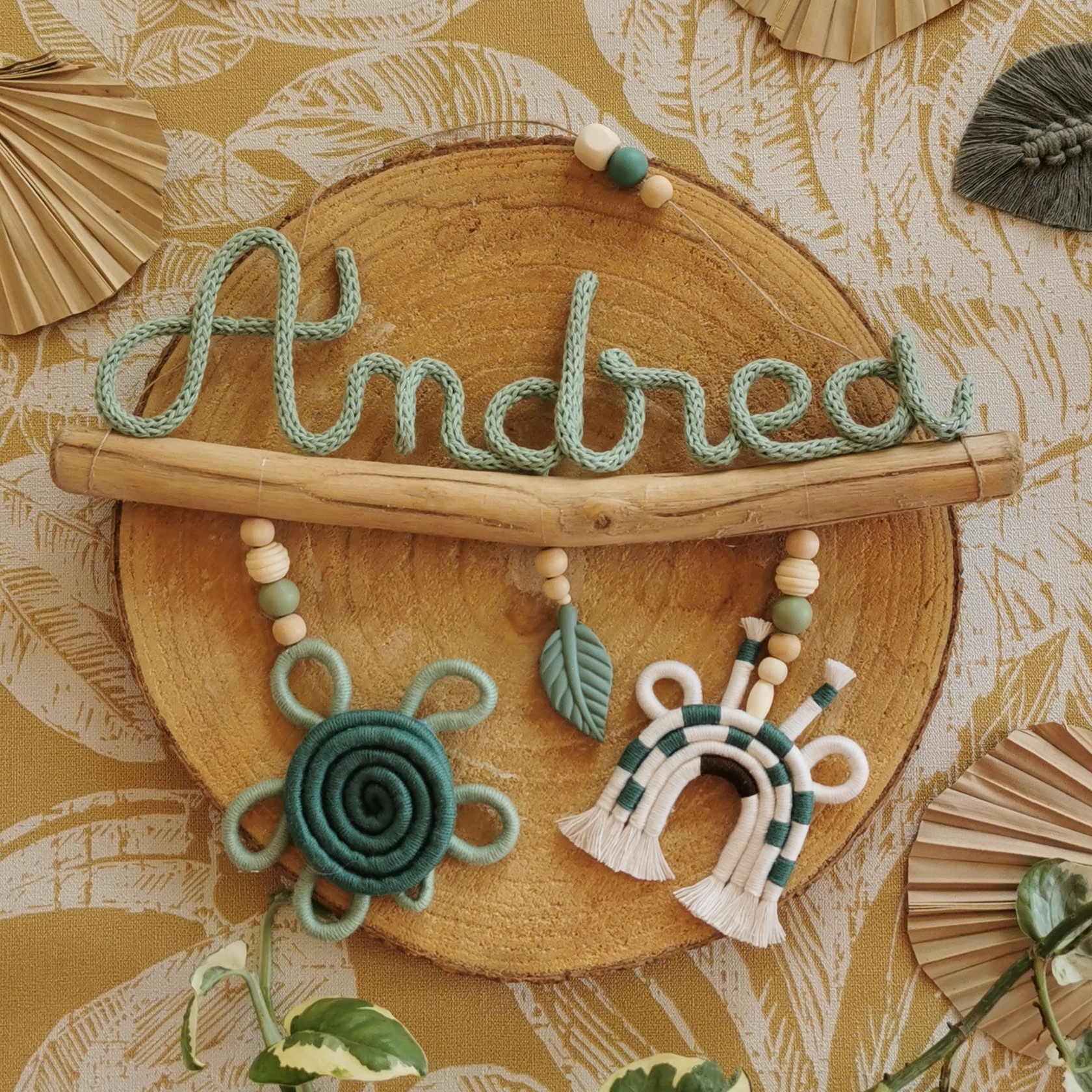 Prénom tricotin animaux macramé sur bois flotté – Image 6