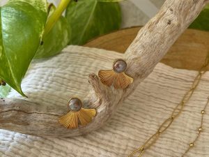 Boucles d'oreilles féminines et délicates