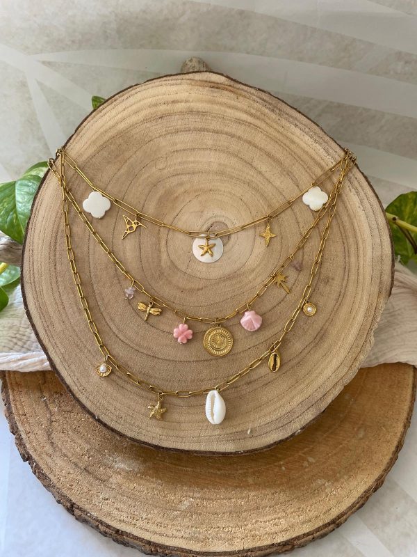 Collier coquillage et breloques dorées – Image 8