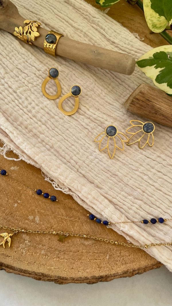 Boucles d'oreilles ovale strié bleu – Image 7