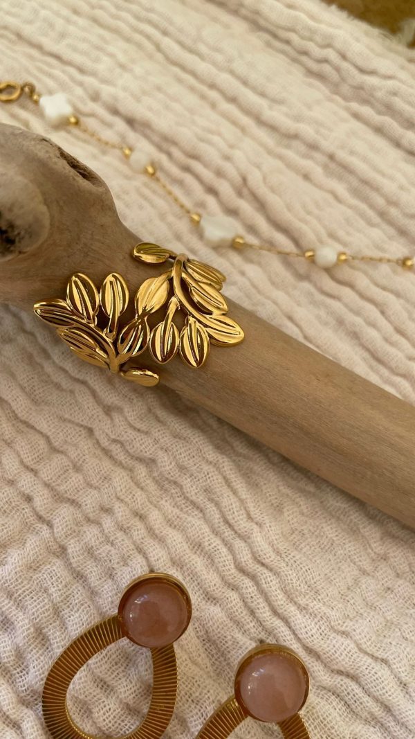 Bracelet doré et trèfle blanc – Image 11