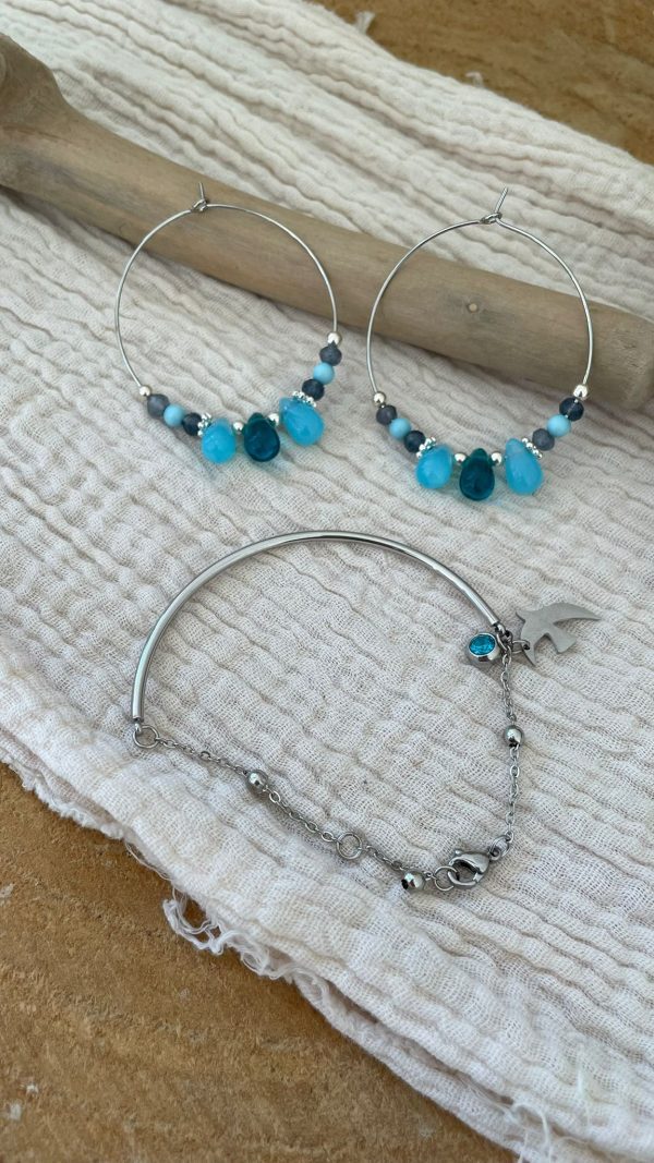 Bracelet argenté demi-jonc avec 2 petites breloques – Image 6