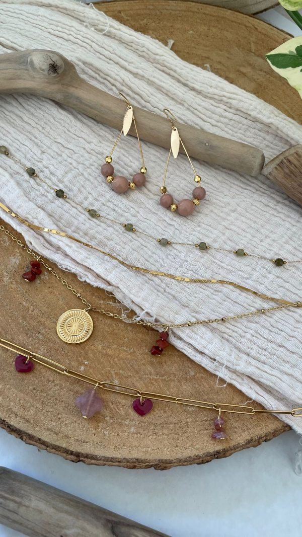 Collier longue chaîne doré et médaille – Image 4