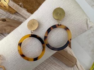 Boucles d'oreilles cercle doré et cercle léopard