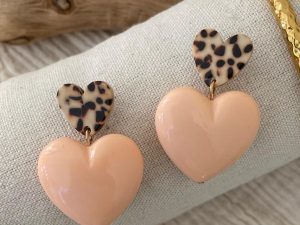 Boucles cœur rose et cœur léopard
