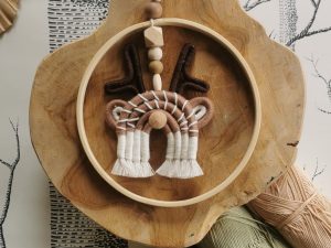 Suspension avec cerf pour déco forêt et thème nature
