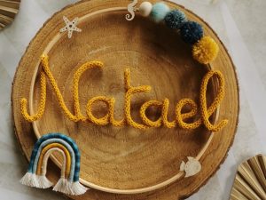 Création personnalisable en tricotin et macramé