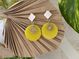 Boucles d'oreilles rond jaune citron losange argenté