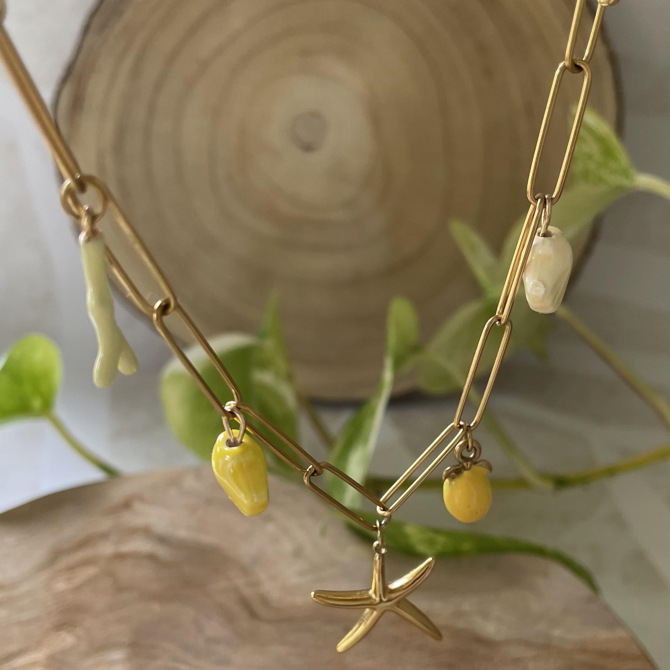 Collier acier inoxydable doré charms jaune citron – Image 6
