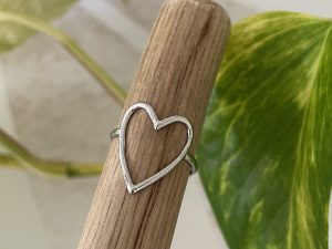 Bague coeur argenté ajustable acier inoxydable