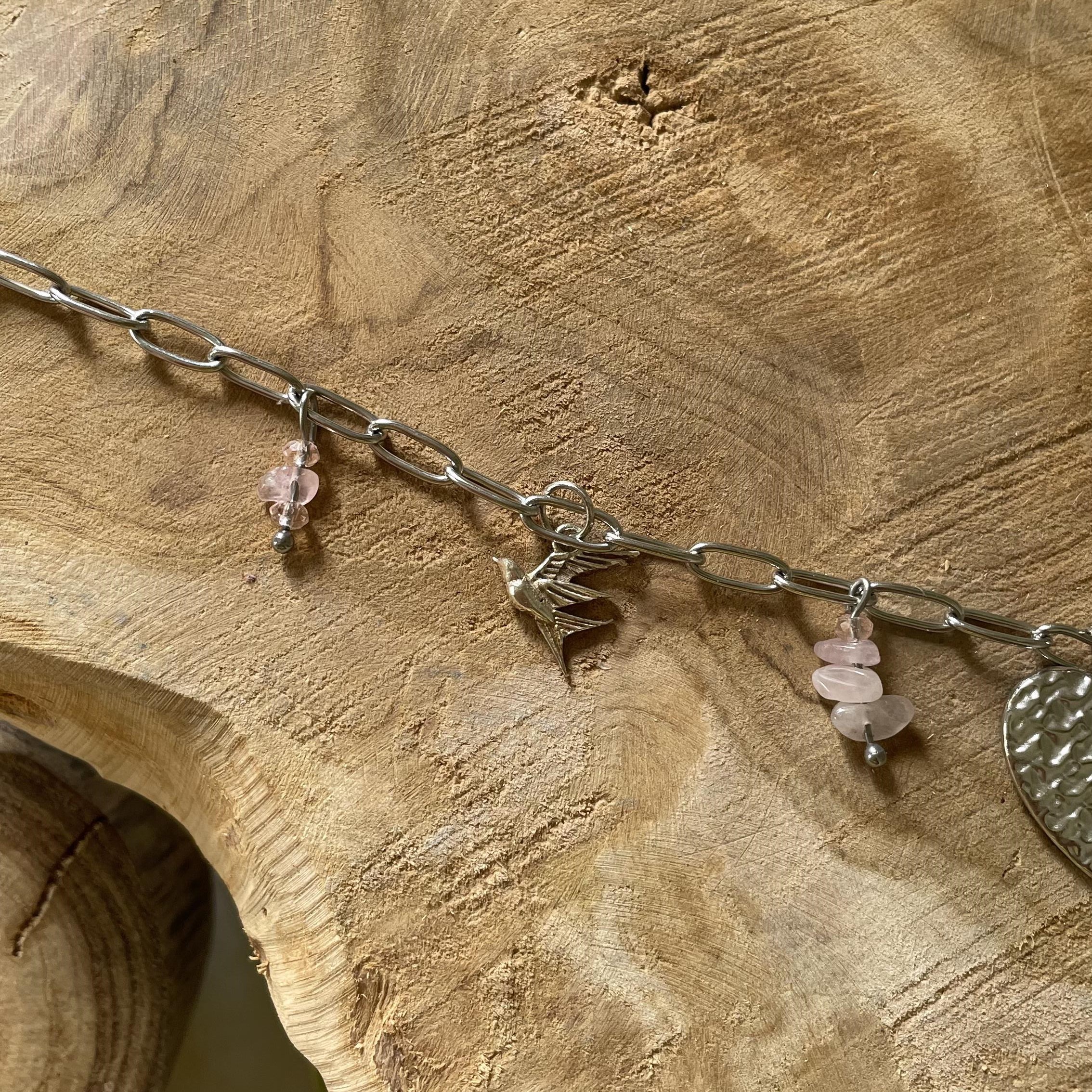Collier pampilles roses et argentées tendance estivale – Image 5