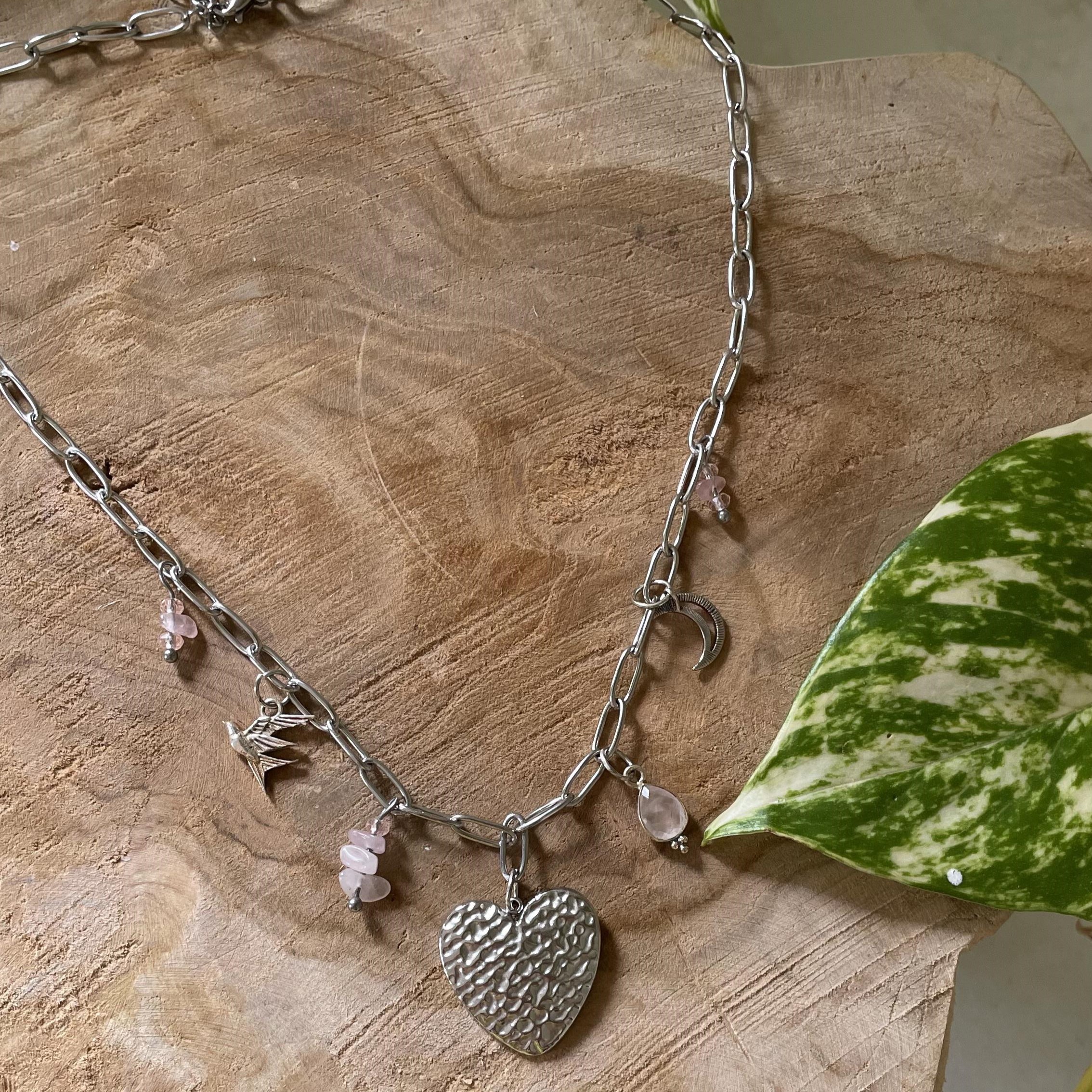 Collier pampilles roses et argentées tendance estivale – Image 6