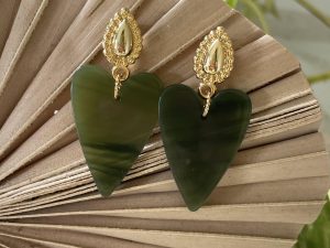 Boucles d'oreilles cœur kaki ovale doré